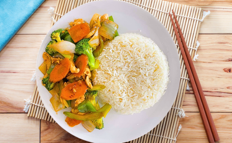 CHICKEN & VEGETABLES STIR FRY WITH BLACK BEAN SAUCE